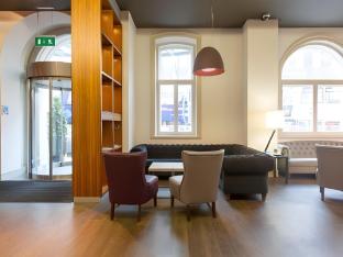 the memoir club formerly ambassadors bloomsbury