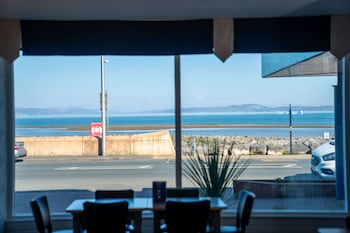 strathmore hotel