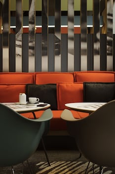ibis london excel docklands
