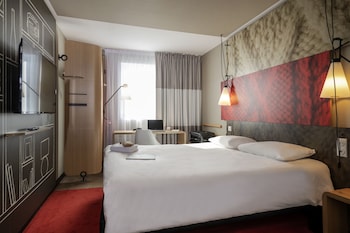 ibis london excel docklands