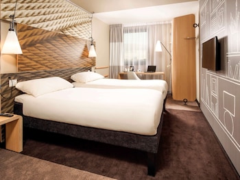 ibis london excel docklands