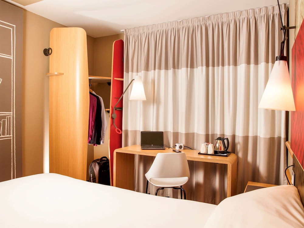 ibis london excel docklands
