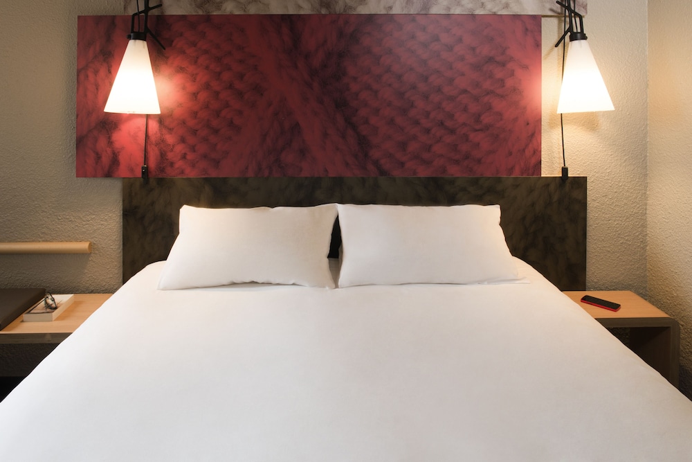 ibis london excel docklands