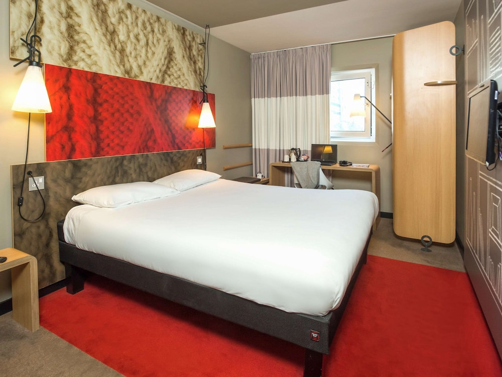 ibis london excel docklands