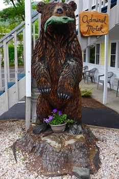 Admiral Motel,Lake George>>Diamond Point,3 star