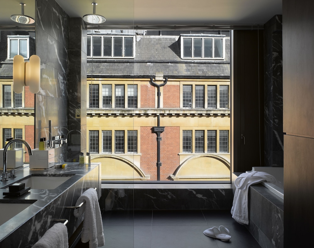 south place hotel