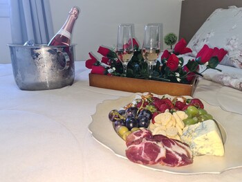 duplex 02 suites cond fechado 08 p