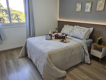 duplex 02 suites cond fechado 08 p