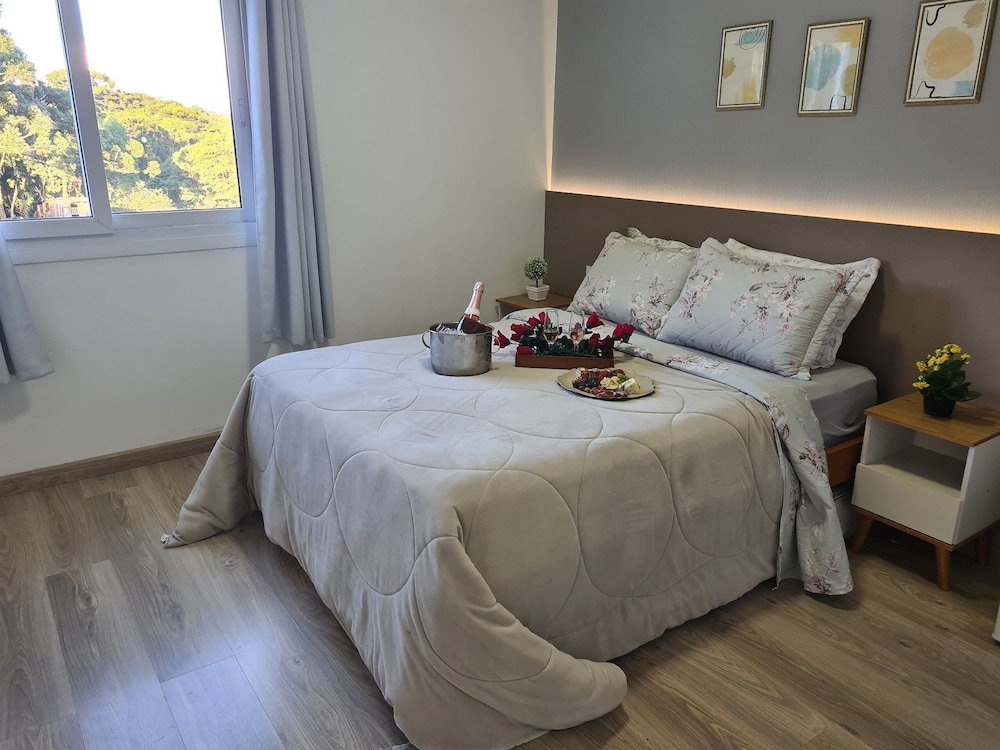 duplex 02 suites cond fechado 08 p