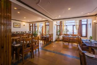 summit le royale hotel shimla