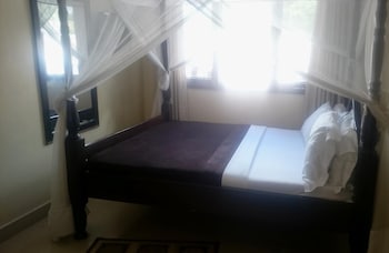 transit motel ukonga