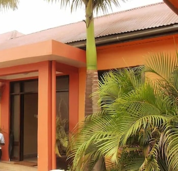 transit motel ukonga