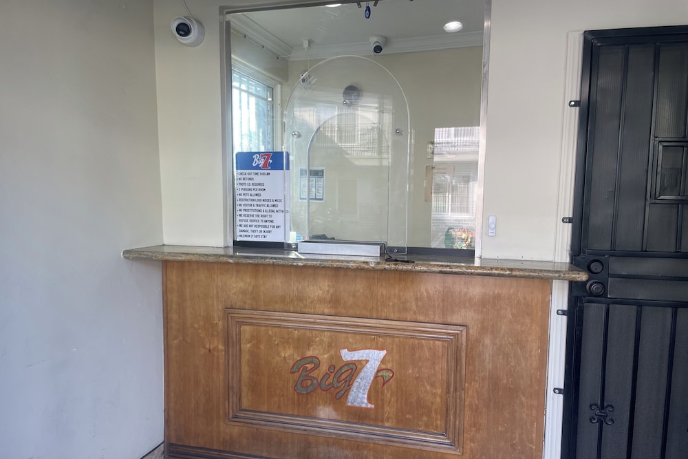 big 7 motel chula vista i 5