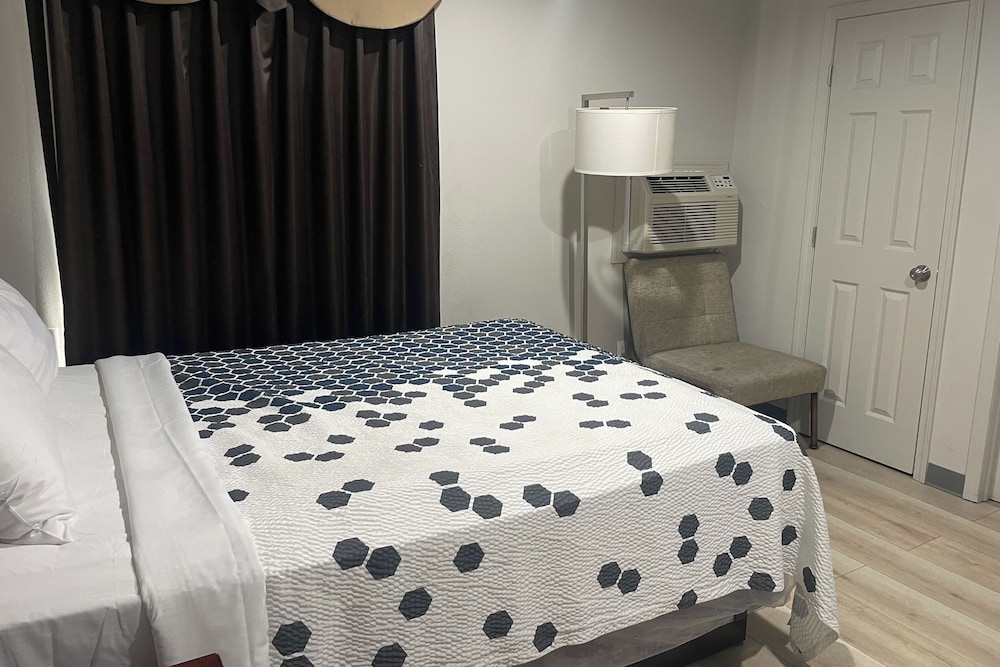 big 7 motel chula vista i 5