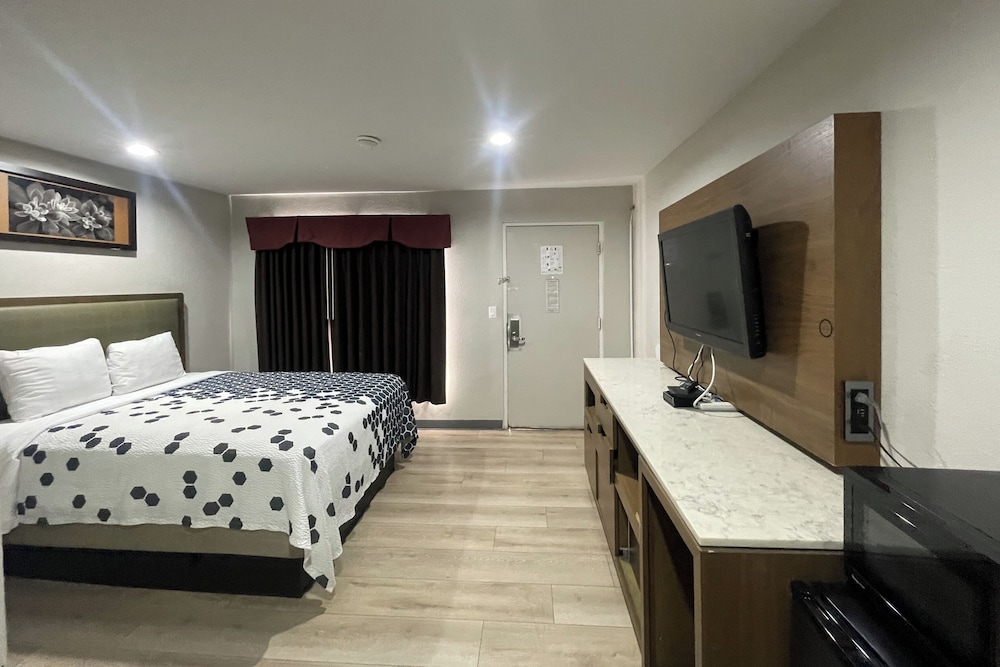 big 7 motel chula vista i 5