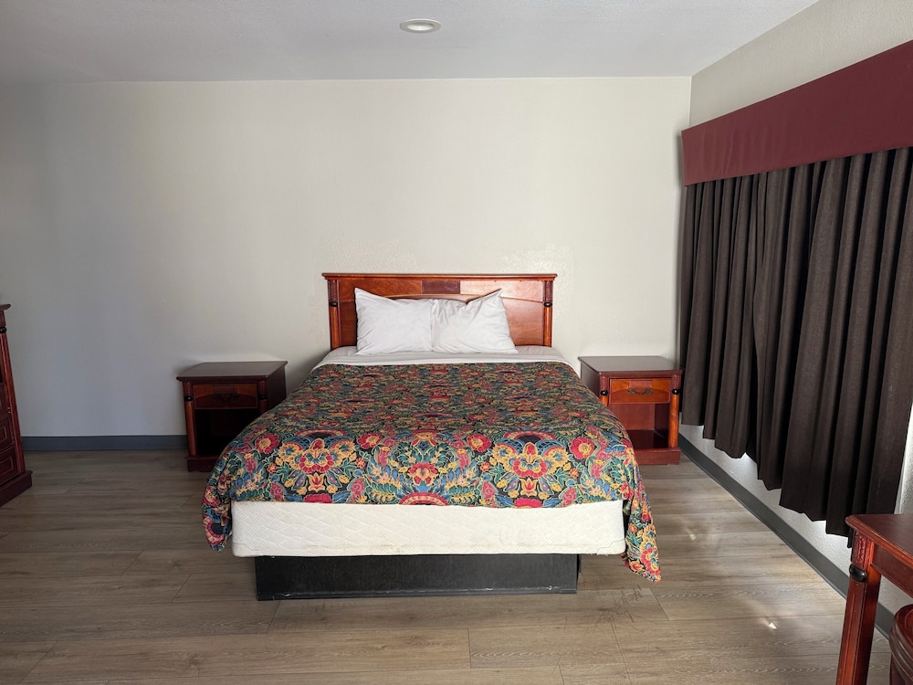 big 7 motel chula vista i 5