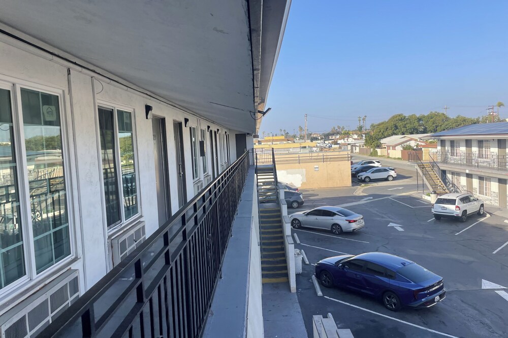 big 7 motel chula vista i 5