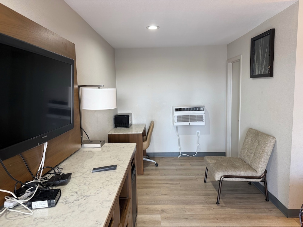 big 7 motel chula vista i 5