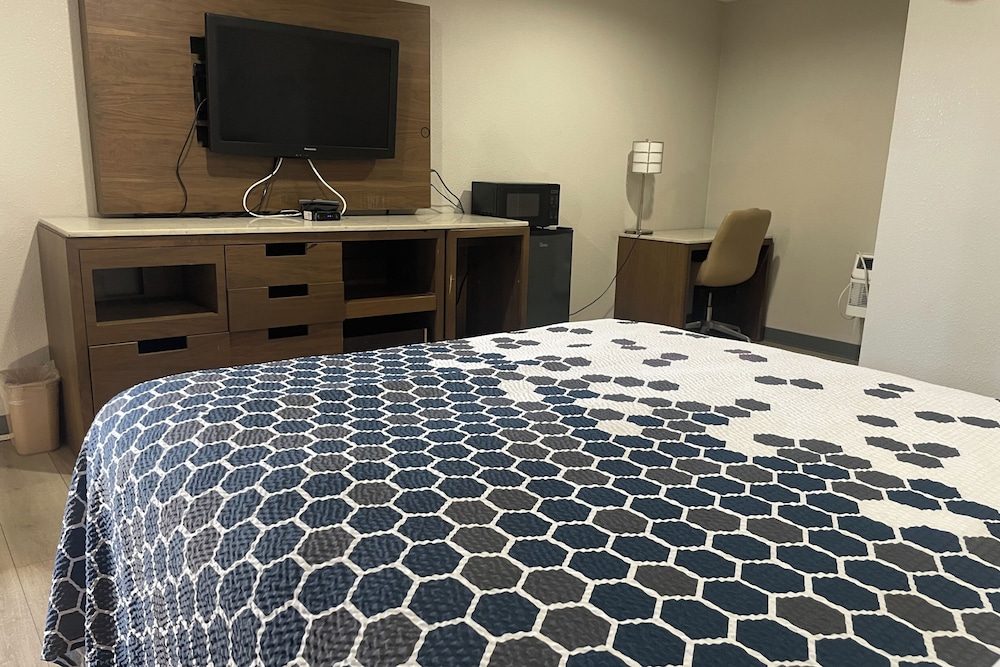 big 7 motel chula vista i 5