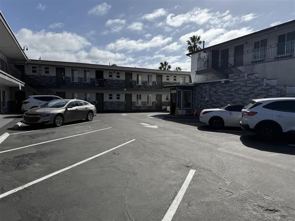 big 7 motel chula vista i 5