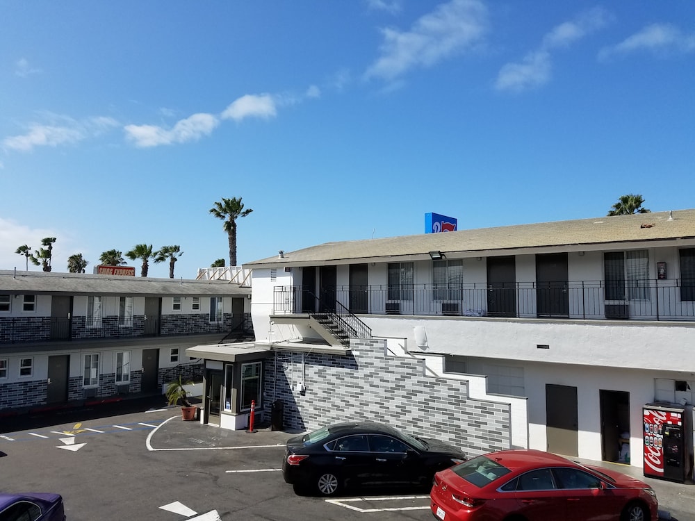 big 7 motel chula vista i 5