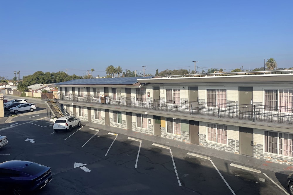 big 7 motel chula vista i 5