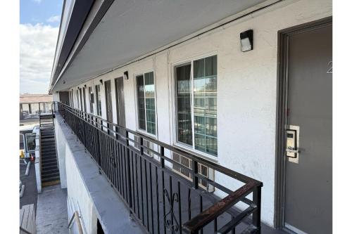 Big 7 Motel Chula Vista I-5,Chula Vista>>Bonita,2 star