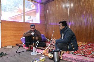 black martini luxury camps and cafe