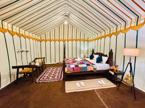 Lee Desert Camp,,4 star