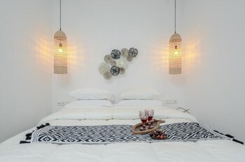 white cocoon exclusive villas