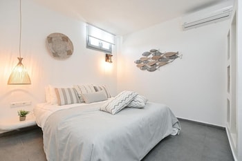 white cocoon exclusive villas
