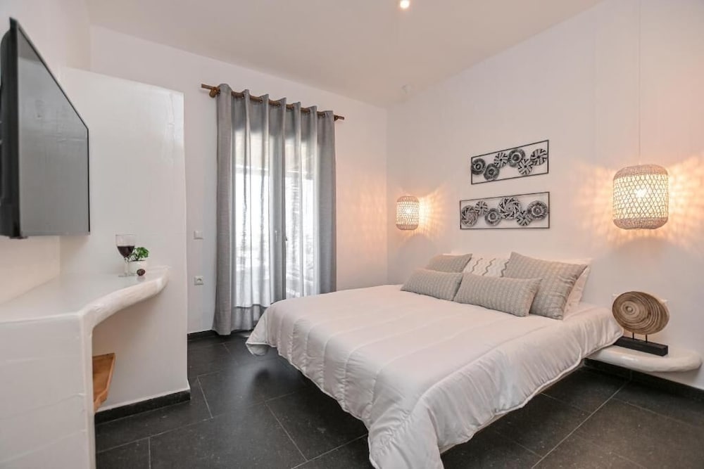white cocoon exclusive villas