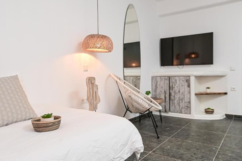 white cocoon exclusive villas