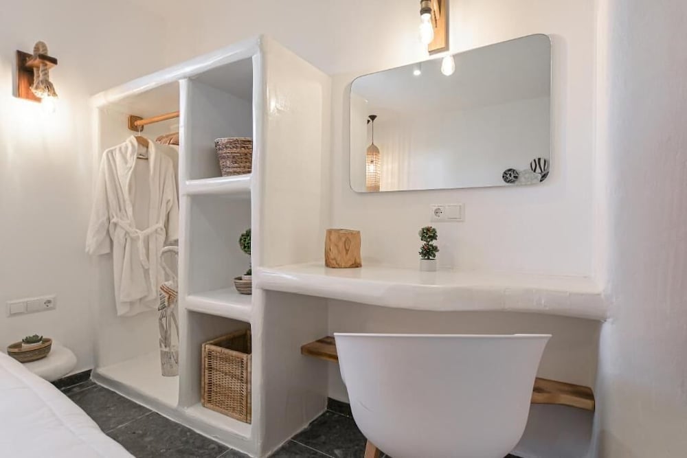 white cocoon exclusive villas