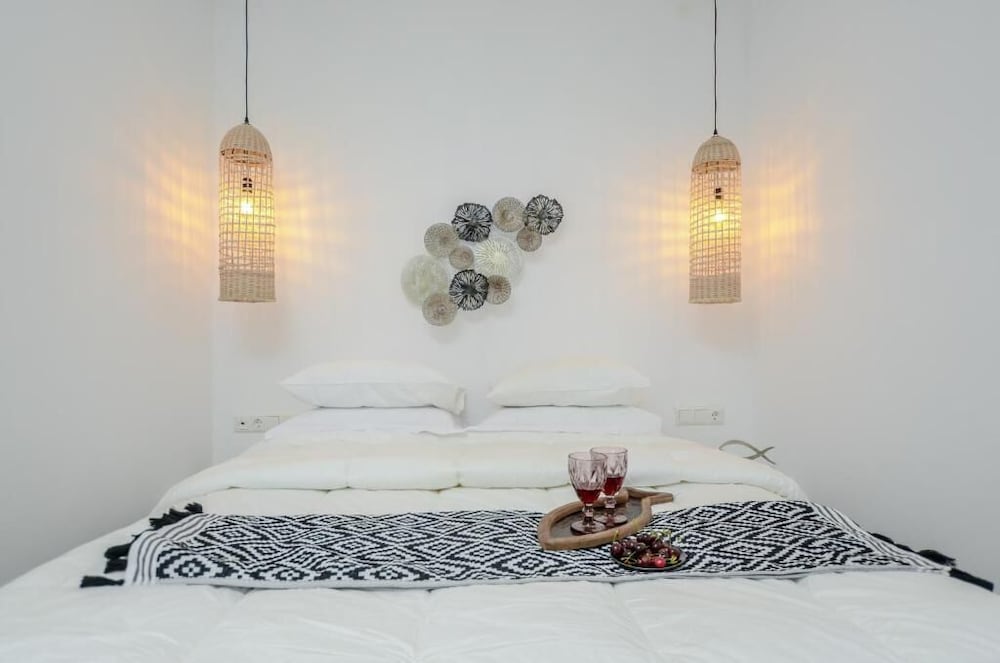 white cocoon exclusive villas