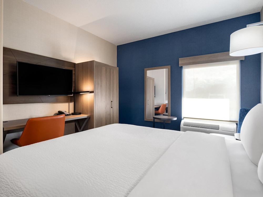 holiday inn express meadville i 79 exit 147a by ihg