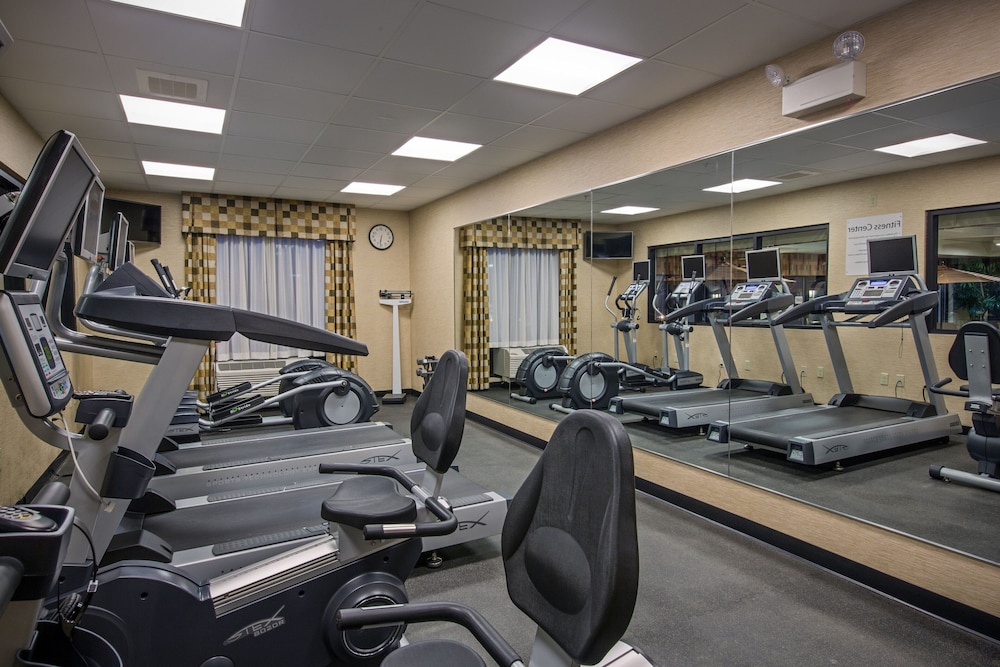 holiday inn express meadville i 79 exit 147a by ihg