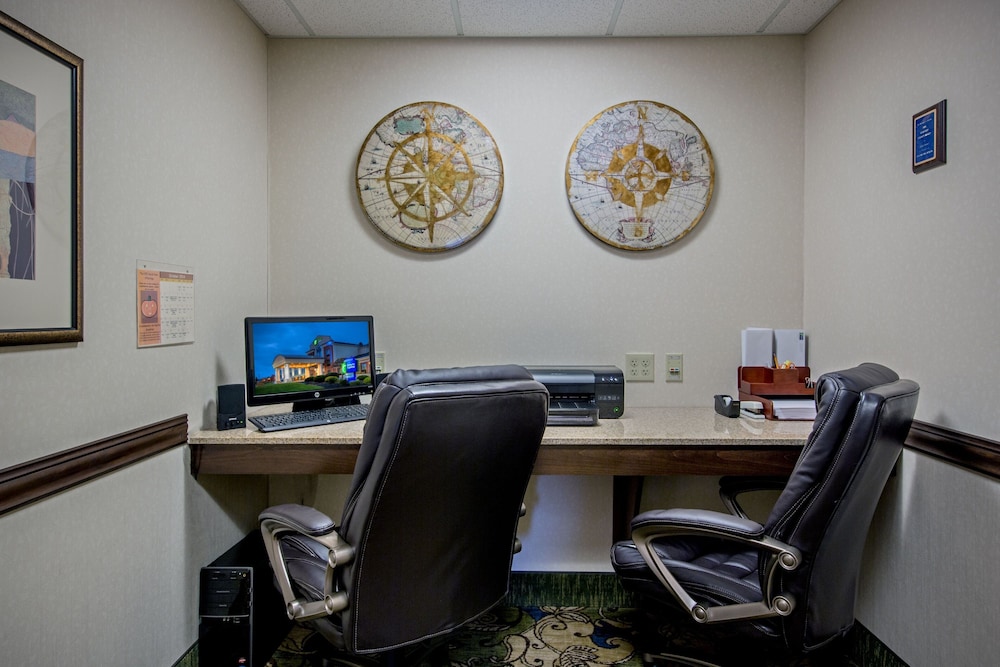 holiday inn express meadville i 79 exit 147a by ihg