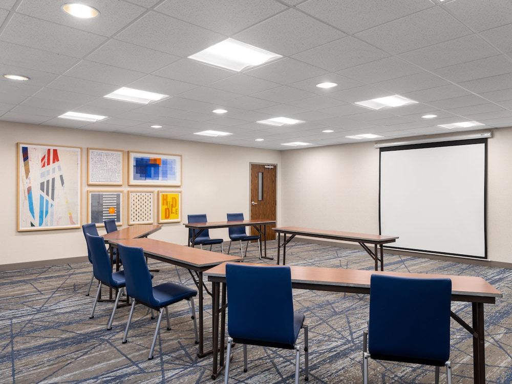 holiday inn express meadville i 79 exit 147a by ihg