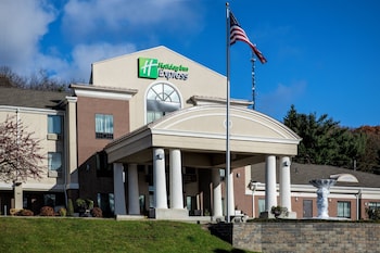 Holiday Inn Express Meadville (I-79 Exit 147A) By Ihg,Fredericksburg>>Cambridge Springs,3 star