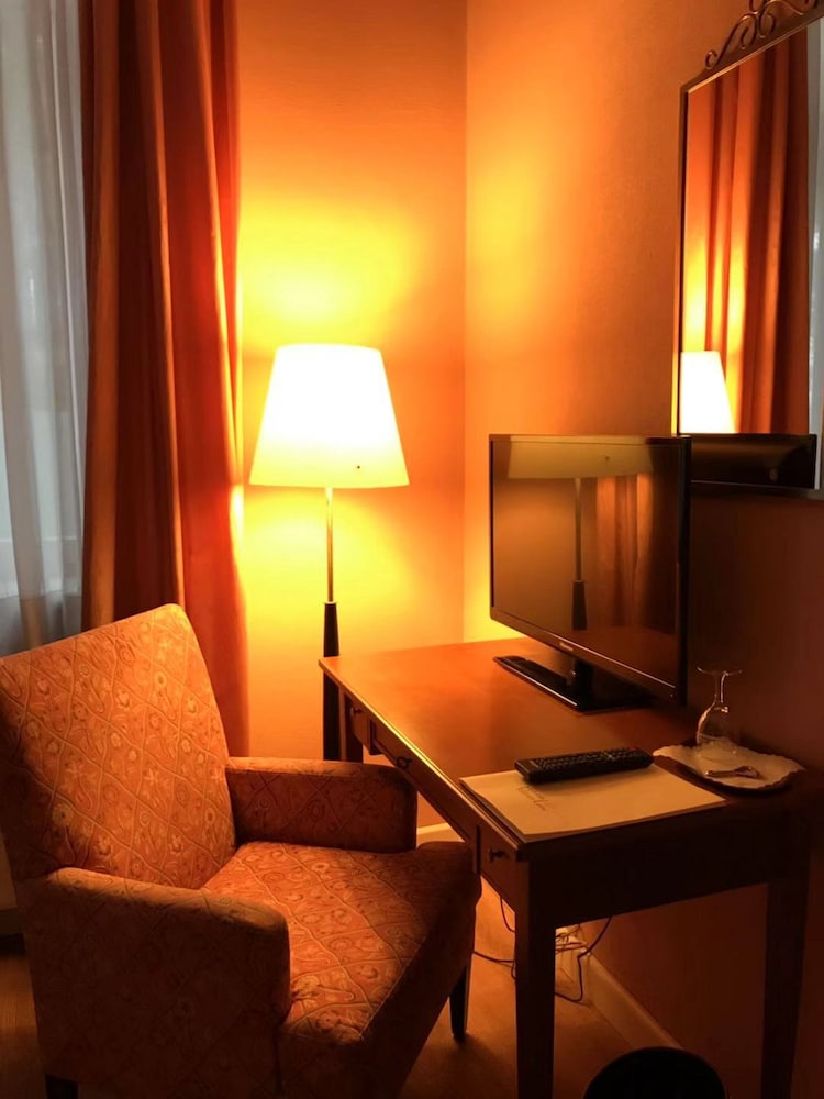 hotel villa viktoria luise