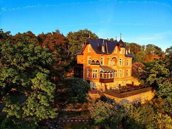 hotel villa viktoria luise