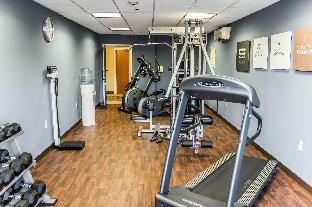 comfort suites clayton garner