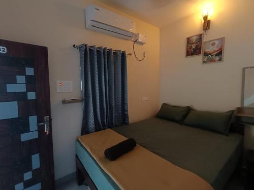 omkara the fives guest house