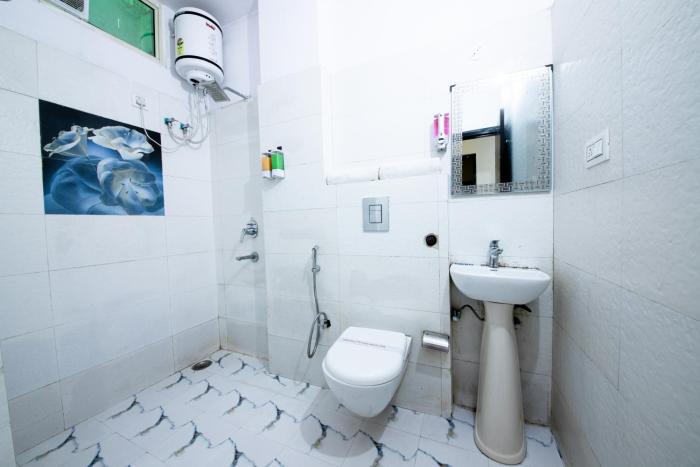 perfect stayz dwarkesh hotel near haridwar railway station