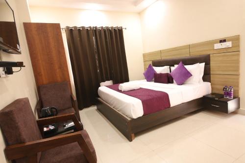 perfect stayz dwarkesh hotel near haridwar railway station