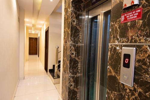 perfect stayz dwarkesh hotel near haridwar railway station