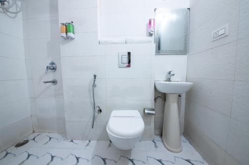perfect stayz dwarkesh hotel near haridwar railway station