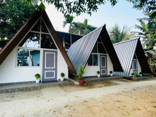 Urban Villa,,3 star