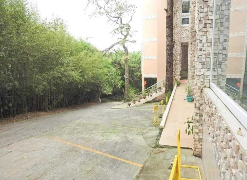grandview residences by vilma near burnham park 204